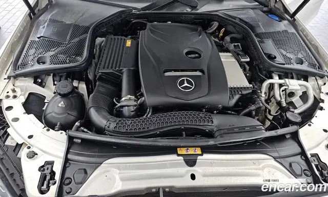 Mercedes-Benz C-Class 2018 2.0 автомат (гидро), миниатюра 6