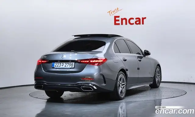 Mercedes-Benz C-Class 2025 2.0 автомат (гидро), миниатюра 2
