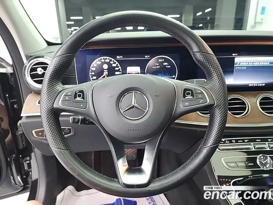 Mercedes-Benz E-Class 2017 2.0 автомат (гидро), фото 9