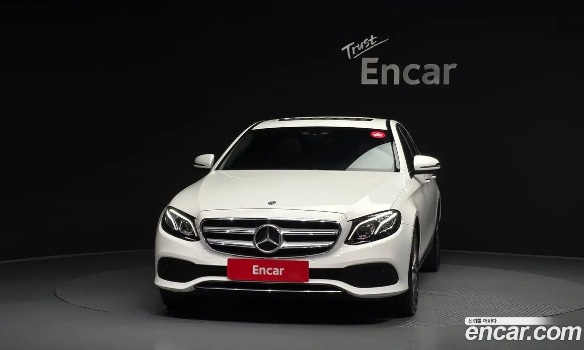Mercedes-Benz E-Class 2019 2.0 автомат (гидро), фото 3
