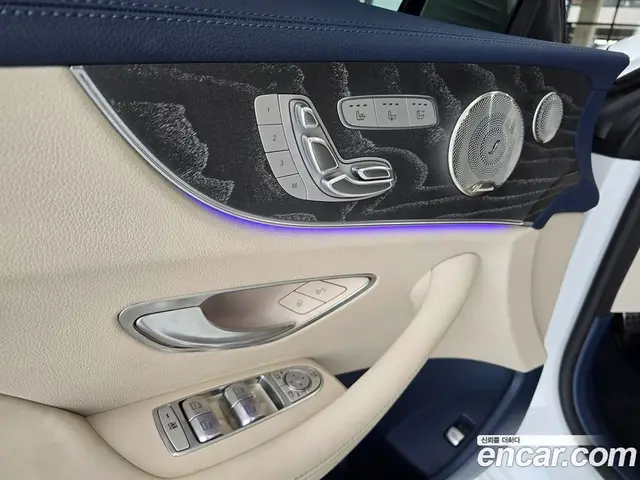 Mercedes-Benz E-Class 2022 3.0 автомат (гидро), миниатюра 10 Mercedes-Benz E-Class 2022 3.0 автомат (гидро), миниатюра 10