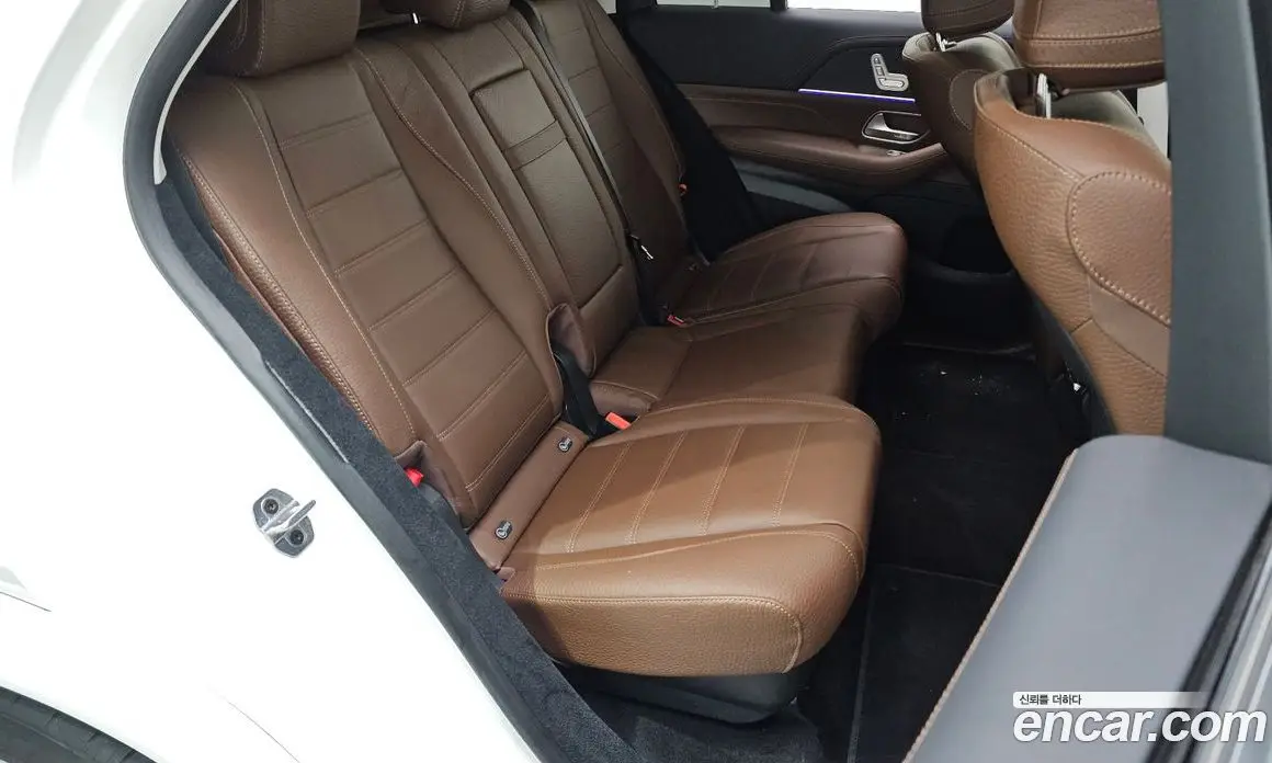 Mercedes-Benz GLE-Class 2024 3.0 автомат (гидро), фото 11