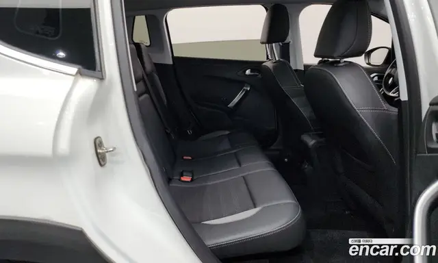 Peugeot 2008 2019 1.5 автомат (гидро), миниатюра 11