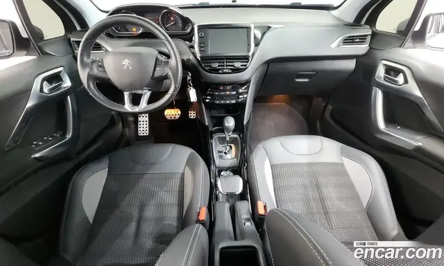 Peugeot 2008 2019 1.5 автомат (гидро), миниатюра 7