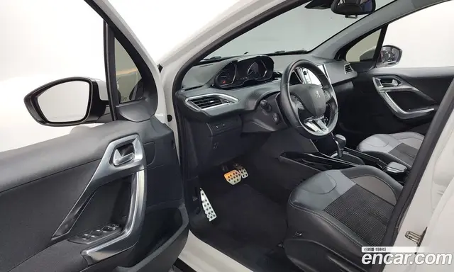 Peugeot 2008 2019 1.5 автомат (гидро), миниатюра 10
