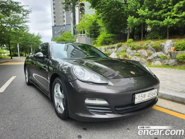 Porsche Panamera, 2011, 188 000 км