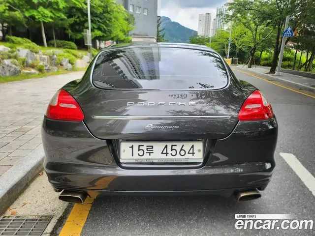 Porsche Panamera 2011 3.6 автомат (гидро), миниатюра 4
