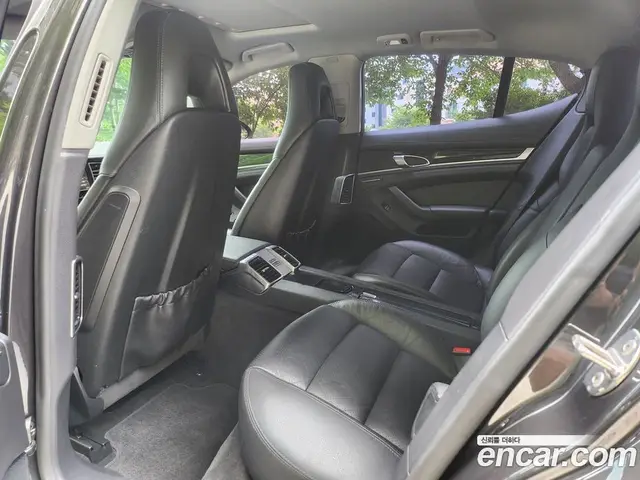 Porsche Panamera 2011 3.6 автомат (гидро), миниатюра 10
