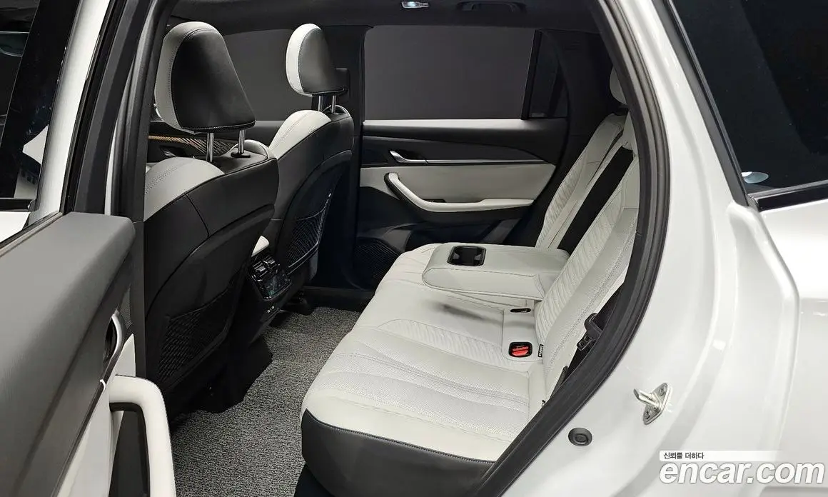 Renault (Samsung) Grand Koleos 2025 1.5 автомат (гидро), фото 16