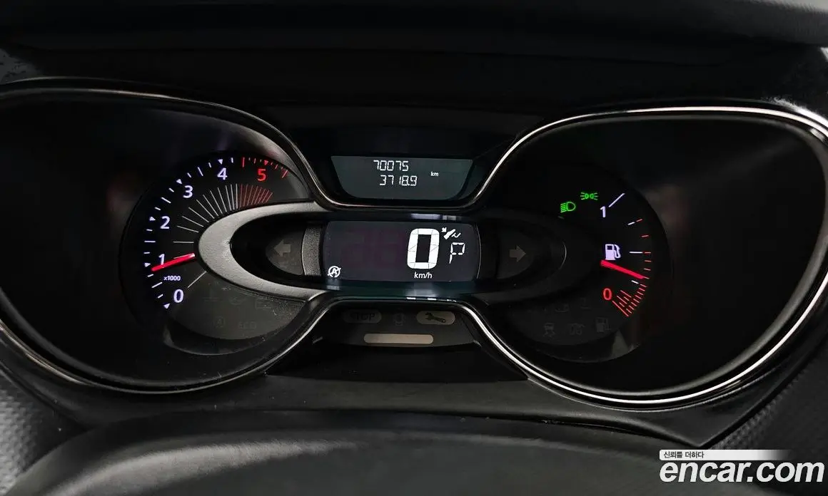 Renault (Samsung) QM3 2016 1.5 автомат (гидро), фото 11 Renault (Samsung) QM3 2016 1.5 автомат (гидро), фото 11