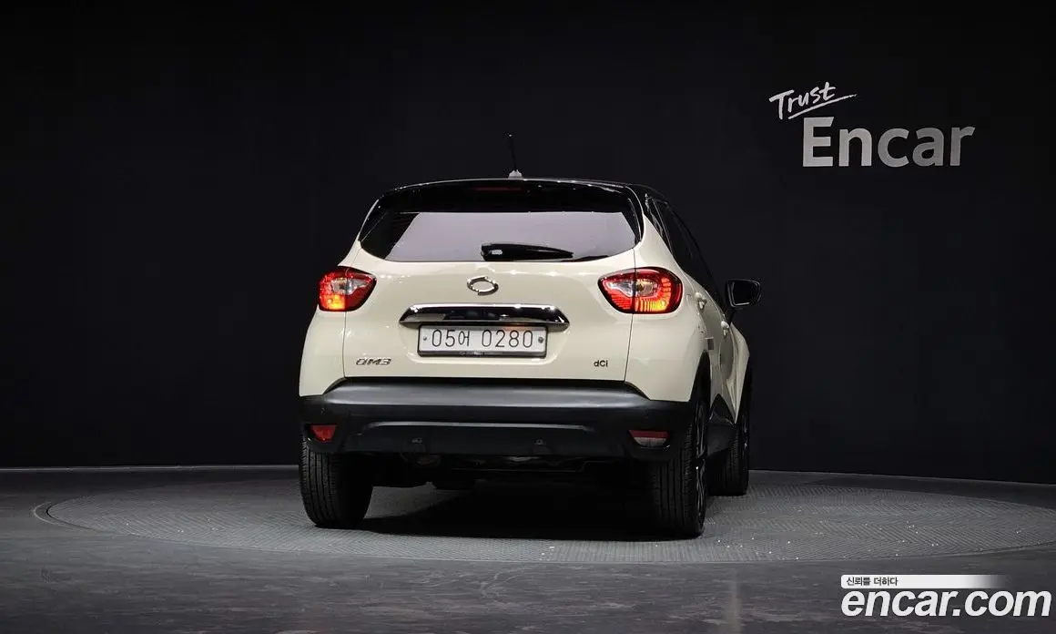 Renault (Samsung) QM3 2016 1.5 автомат (гидро), фото 4 Renault (Samsung) QM3 2016 1.5 автомат (гидро), фото 4