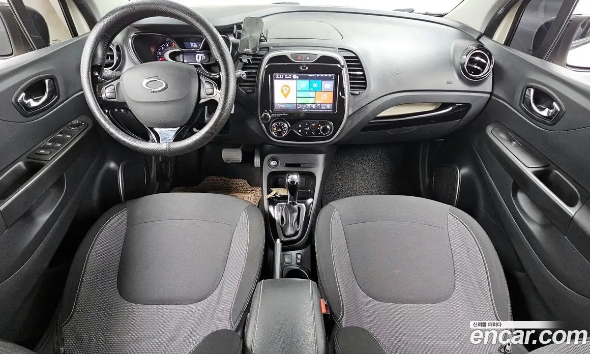 Renault (Samsung) QM3 2016 1.5 автомат (гидро), фото 10 Renault (Samsung) QM3 2016 1.5 автомат (гидро), фото 10