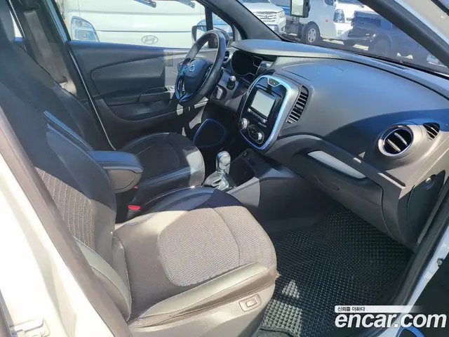 Renault (Samsung) QM3 2017 1.5 автомат (гидро), миниатюра 9