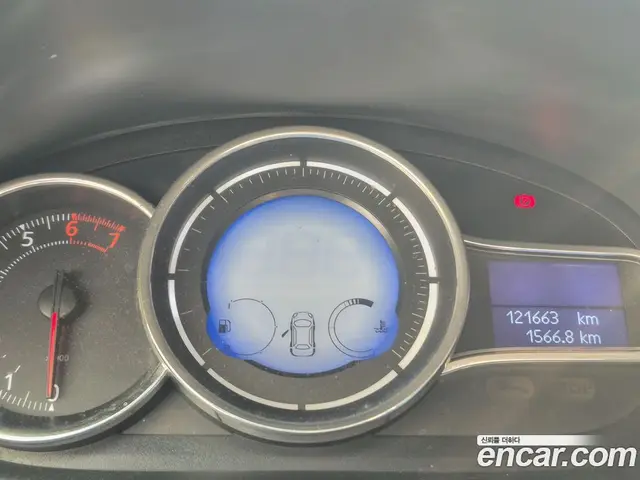 Renault (Samsung) SM3 2013 1.6 автомат (вариатор), миниатюра 8 Renault (Samsung) SM3 2013 1.6 автомат (вариатор), миниатюра 8