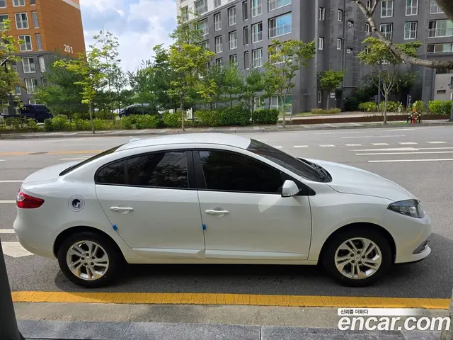 Renault (Samsung) SM3 2018 1.6 автомат (гидро), миниатюра 4