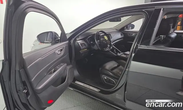 Renault (Samsung) SM6 2017 2.0 автомат (гидро), миниатюра 10