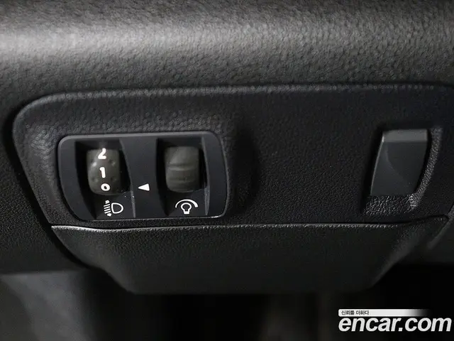 Renault (Samsung) SM6 2017 2.0 автомат (гидро), миниатюра 11