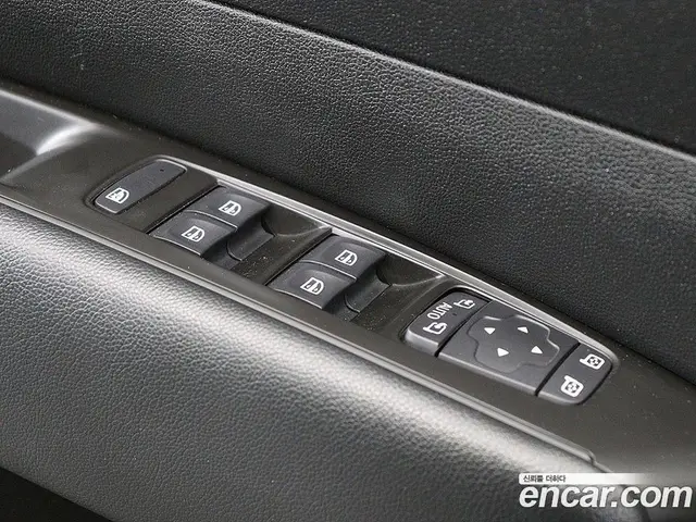Renault (Samsung) SM6 2017 2.0 автомат (гидро), миниатюра 12
