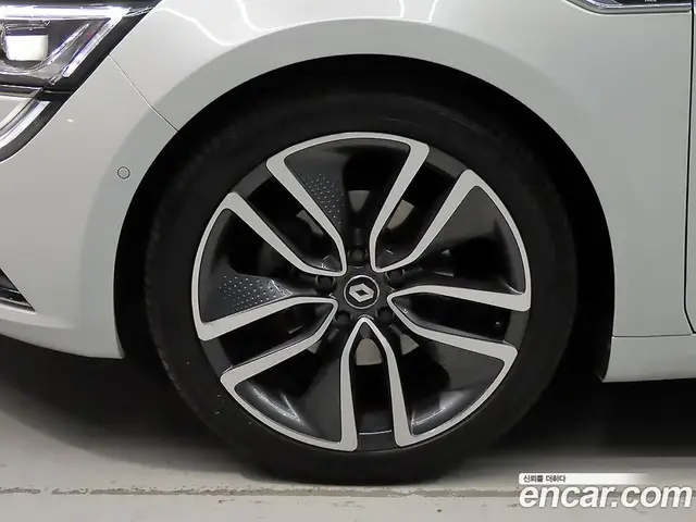 Renault (Samsung) SM6 2018 2.0 автомат (гидро), миниатюра 5