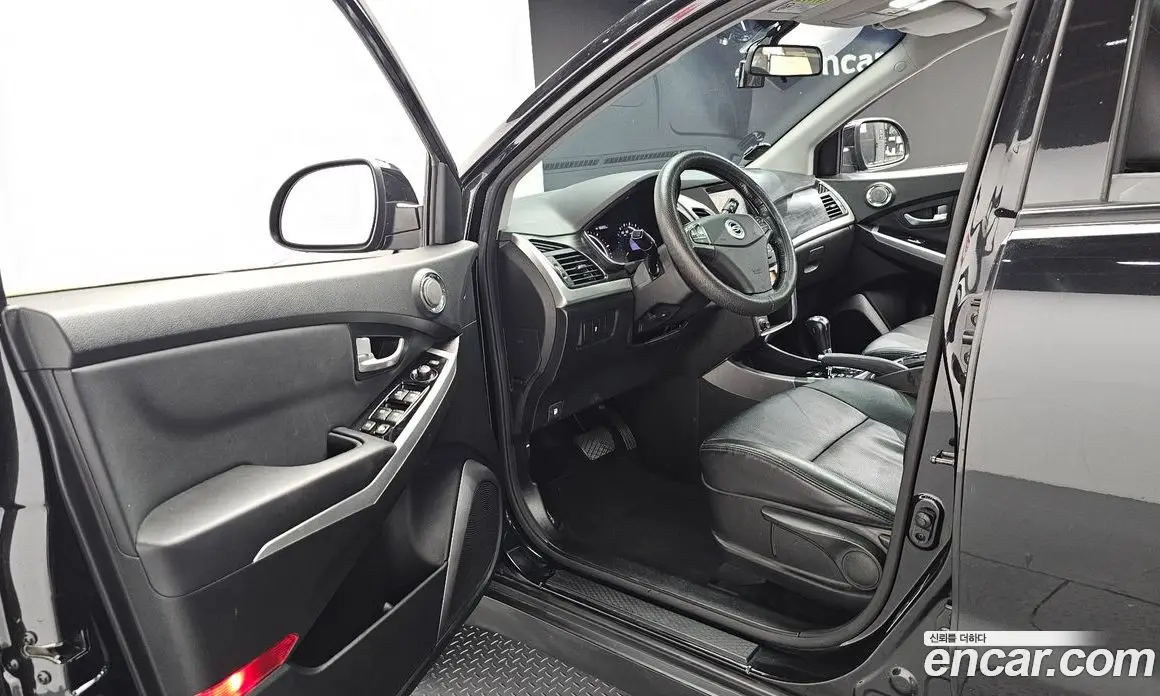SsangYong Korando 2014 2.0 автомат (гидро), фото 13