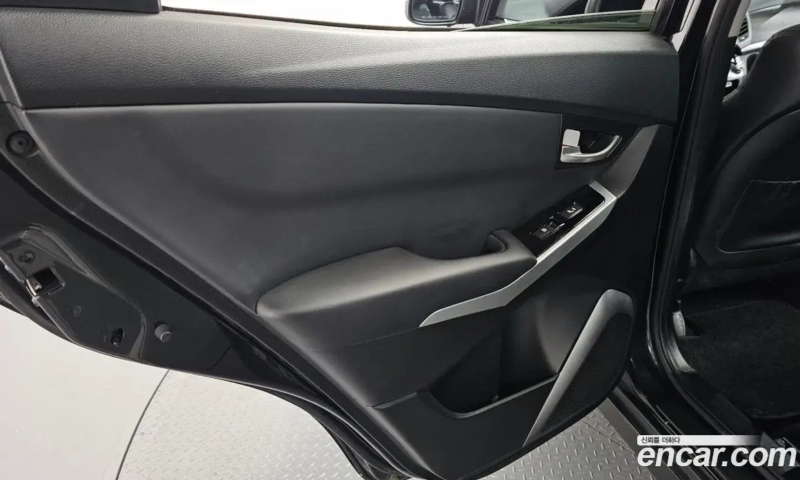 SsangYong Korando 2014 2.0 автомат (гидро), фото 15