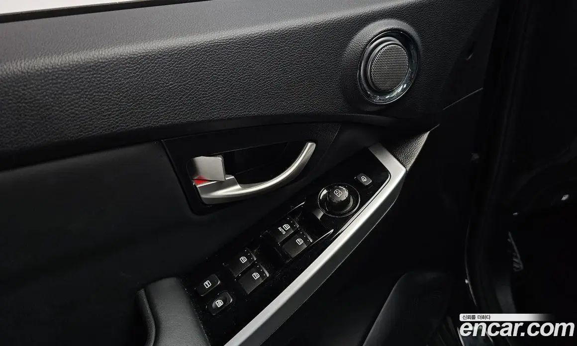 SsangYong Korando 2014 2.0 автомат (гидро), фото 22