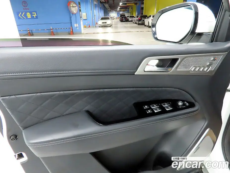 SsangYong Rexton 2017 2.2 автомат (гидро), фото 14