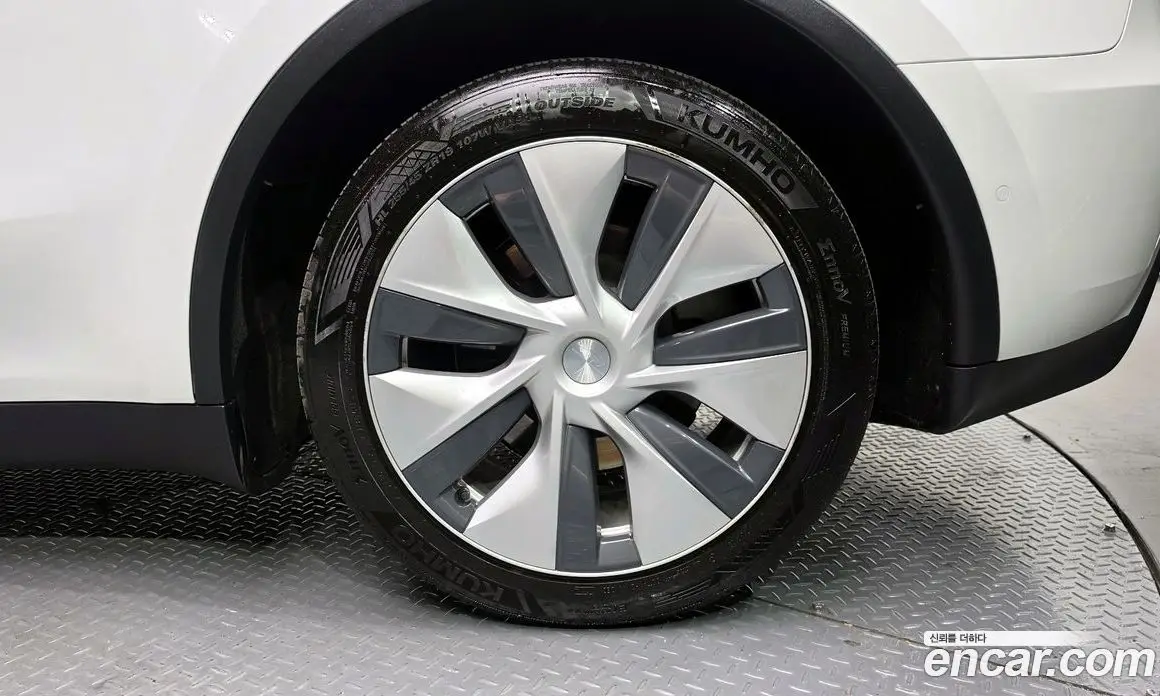 Tesla Model Y 2021 0.2 автомат (гидро), фото 6
