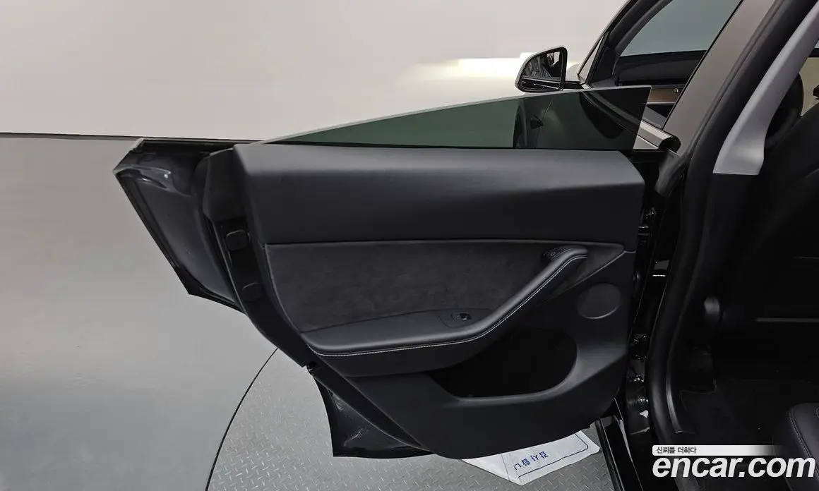 Tesla Model Y 2024 0.2 автомат (гидро), фото 14 Tesla Model Y 2024 0.2 автомат (гидро), фото 14