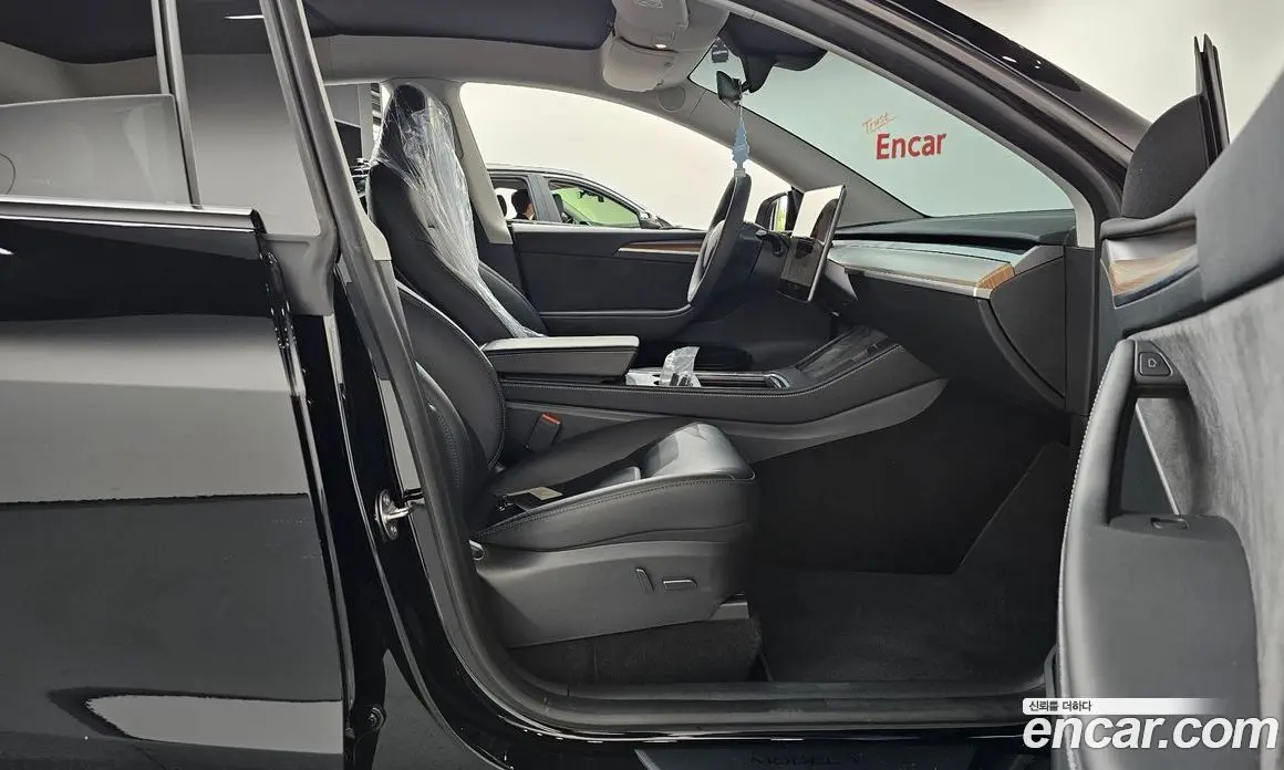 Tesla Model Y 2024 0.2 автомат (гидро), фото 15 Tesla Model Y 2024 0.2 автомат (гидро), фото 15