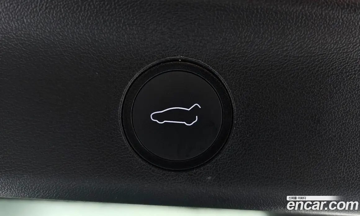 Tesla Model Y 2024 0.2 автомат (гидро), фото 32 Tesla Model Y 2024 0.2 автомат (гидро), фото 32