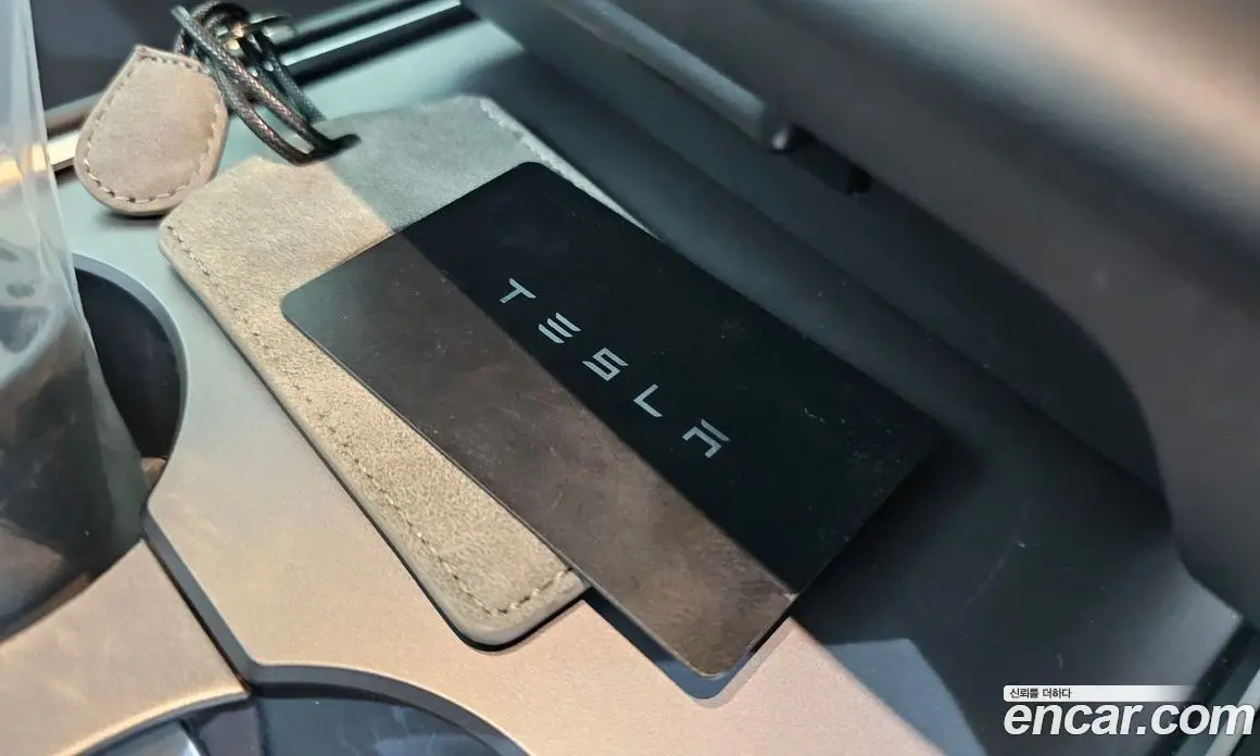 Tesla Model Y 2024 0.2 автомат (гидро), фото 33 Tesla Model Y 2024 0.2 автомат (гидро), фото 33