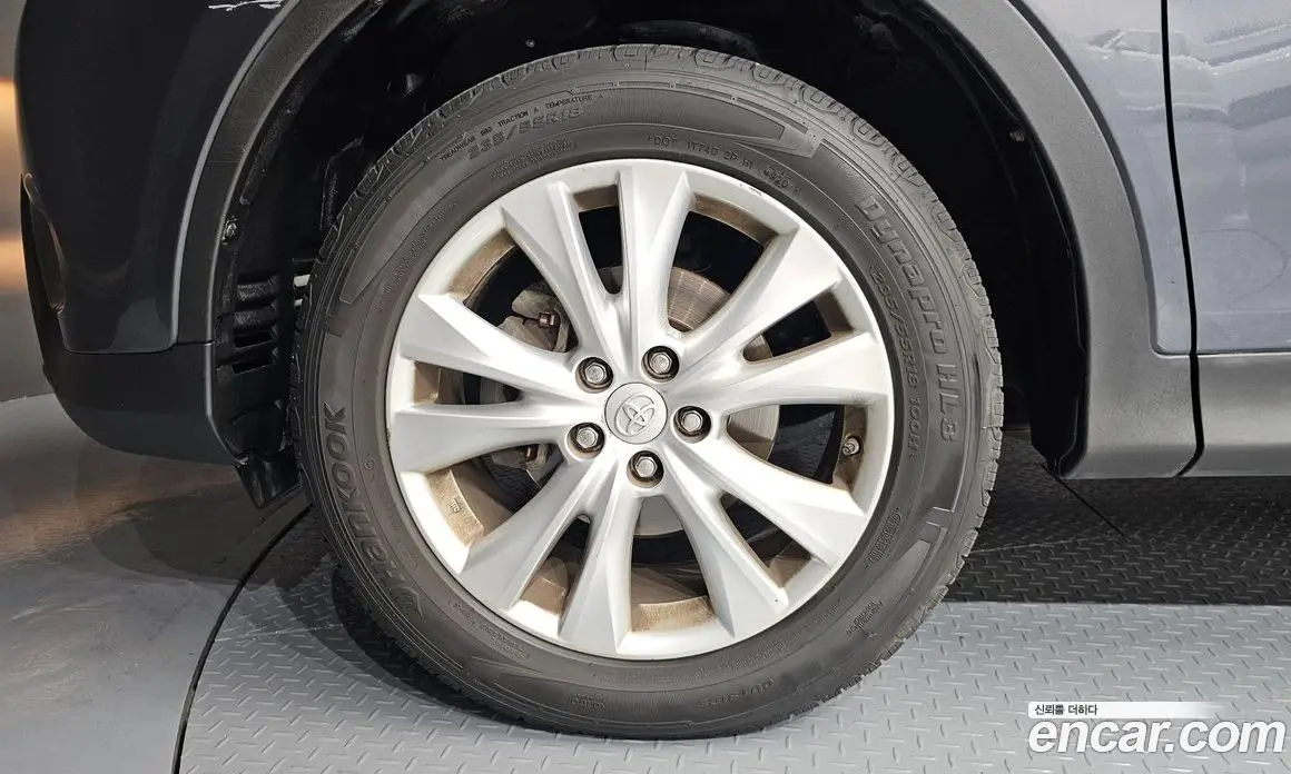 Toyota RAV4 2015 2.5 автомат (гидро), фото 5 Toyota RAV4 2015 2.5 автомат (гидро), фото 5
