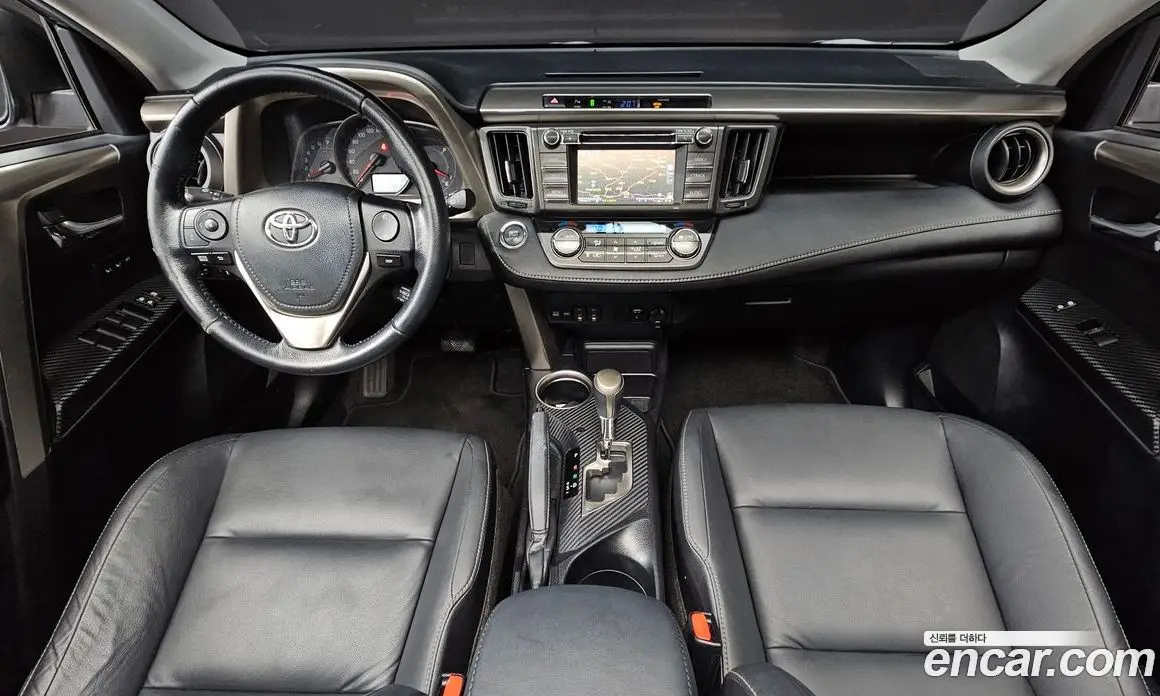 Toyota RAV4 2015 2.5 автомат (гидро), фото 7 Toyota RAV4 2015 2.5 автомат (гидро), фото 7