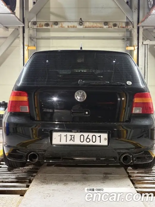 Volkswagen Golf 2003 1.8 механика, фото 5