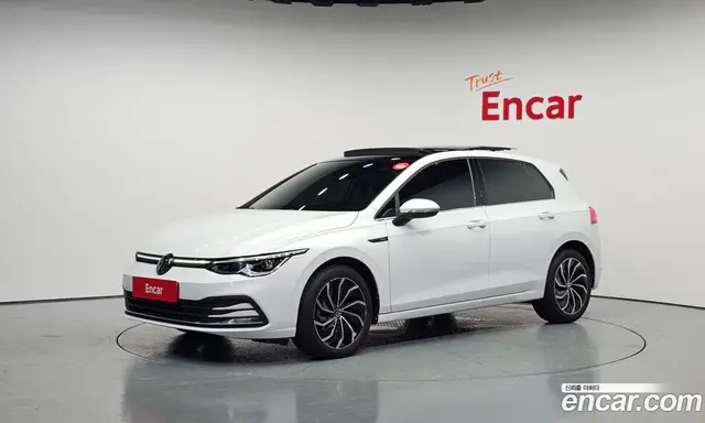 Volkswagen Golf, 2024, 14 385 км