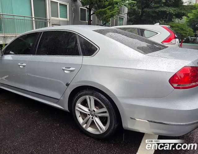 Volkswagen Passat 2015 2.0 автомат (гидро), миниатюра 2