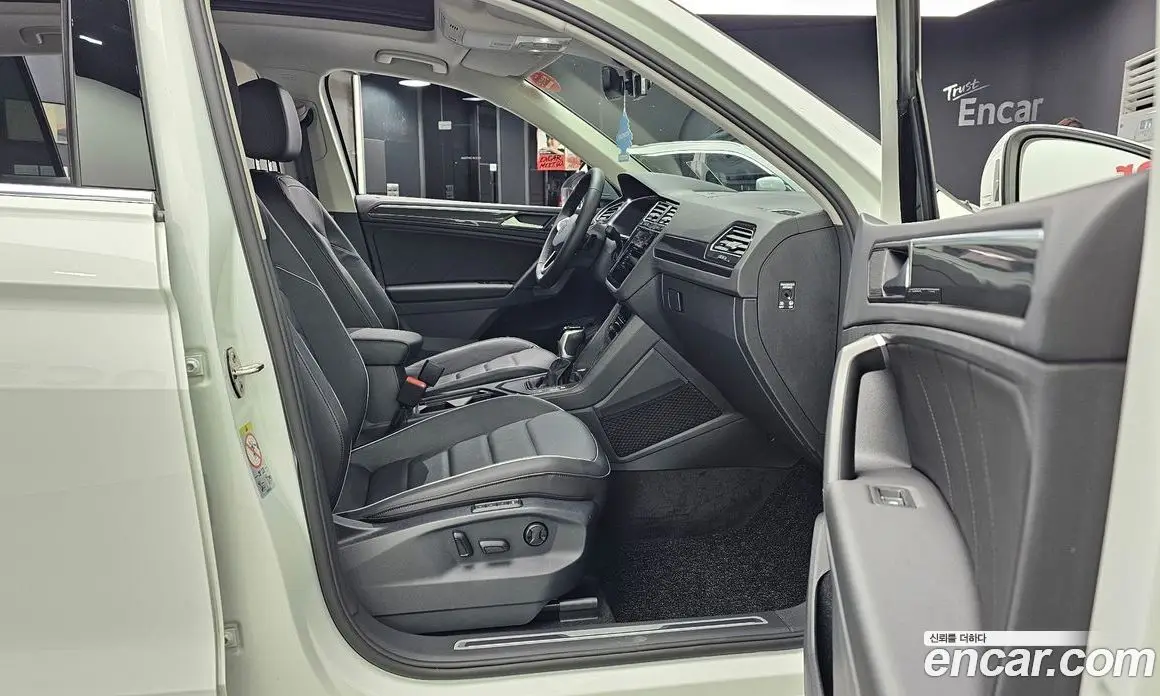 Volkswagen Tiguan 2024 2.0 автомат (гидро), фото 16