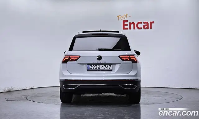 Volkswagen Tiguan 2024 2.0 автомат (гидро), миниатюра 3