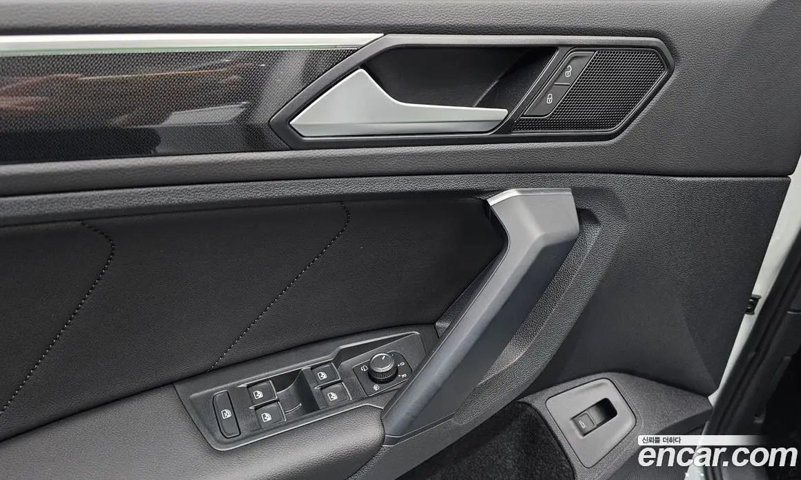 Volkswagen Tiguan 2024 2.0 автомат (гидро), фото 28