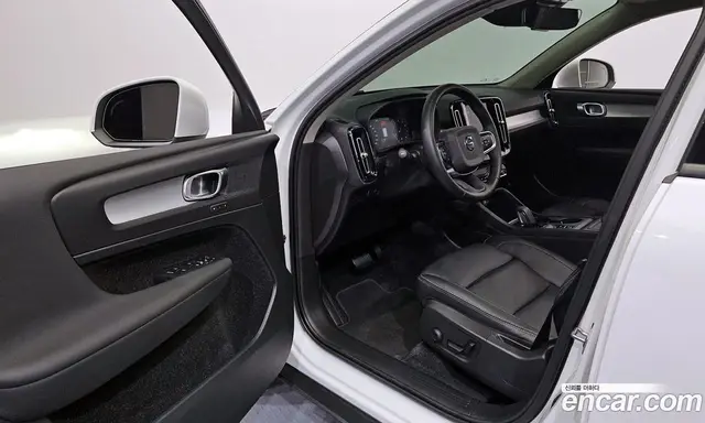 Volvo XC40 2020 2.0 автомат (гидро), миниатюра 10