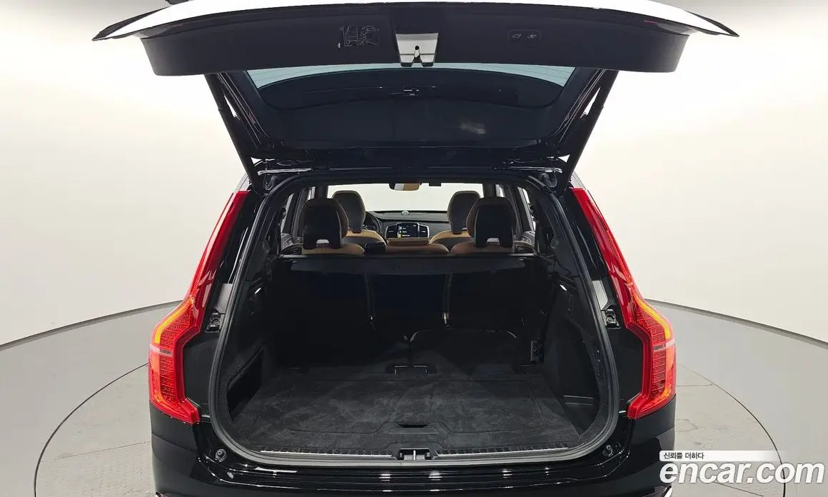 Volvo XC90 2022 2.0 автомат (гидро), фото 35