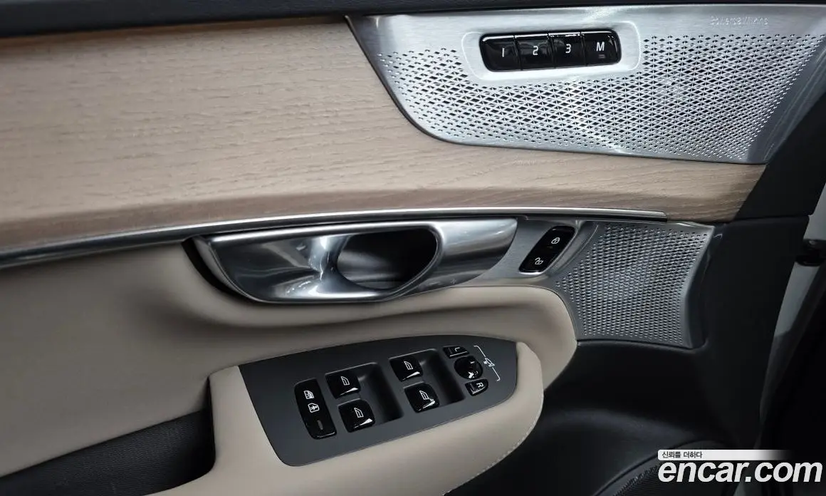 Volvo XC90 2026 2.0 автомат (гидро), фото 14