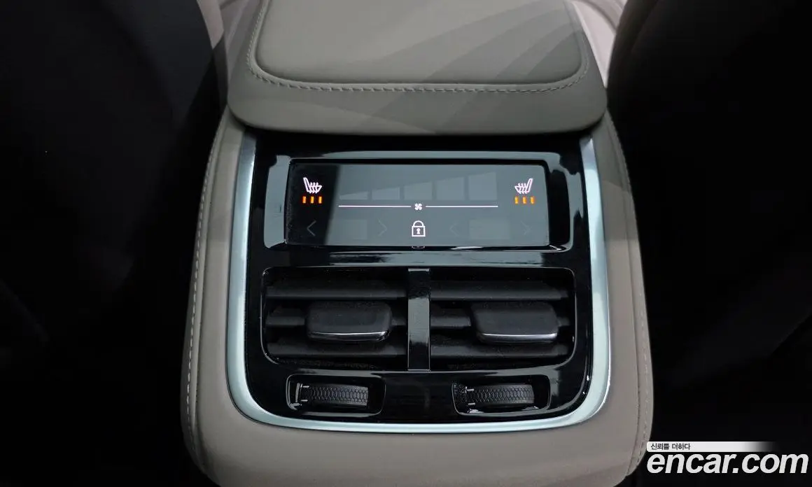 Volvo XC90 2026 2.0 автомат (гидро), фото 19