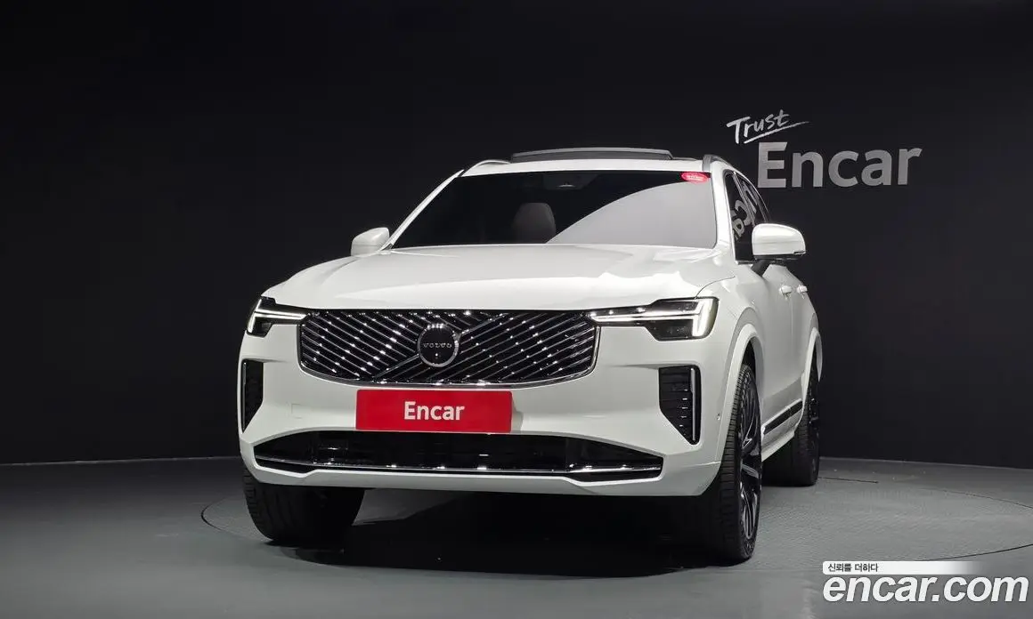 Volvo XC90 2026 2.0 автомат (гидро), фото 3