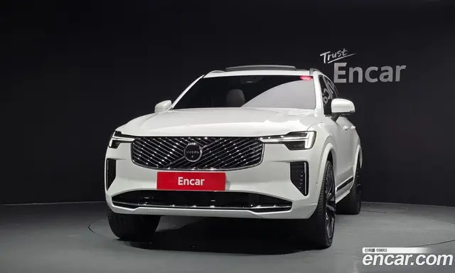 Volvo XC90 2026 2.0 автомат (гидро), миниатюра 3
