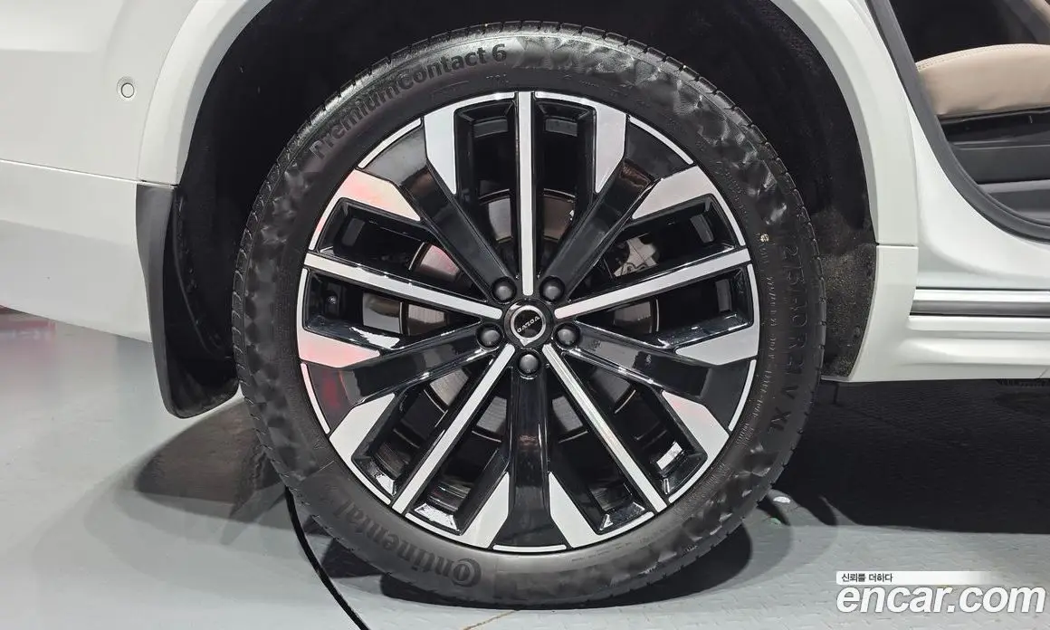 Volvo XC90 2026 2.0 автомат (гидро), фото 5