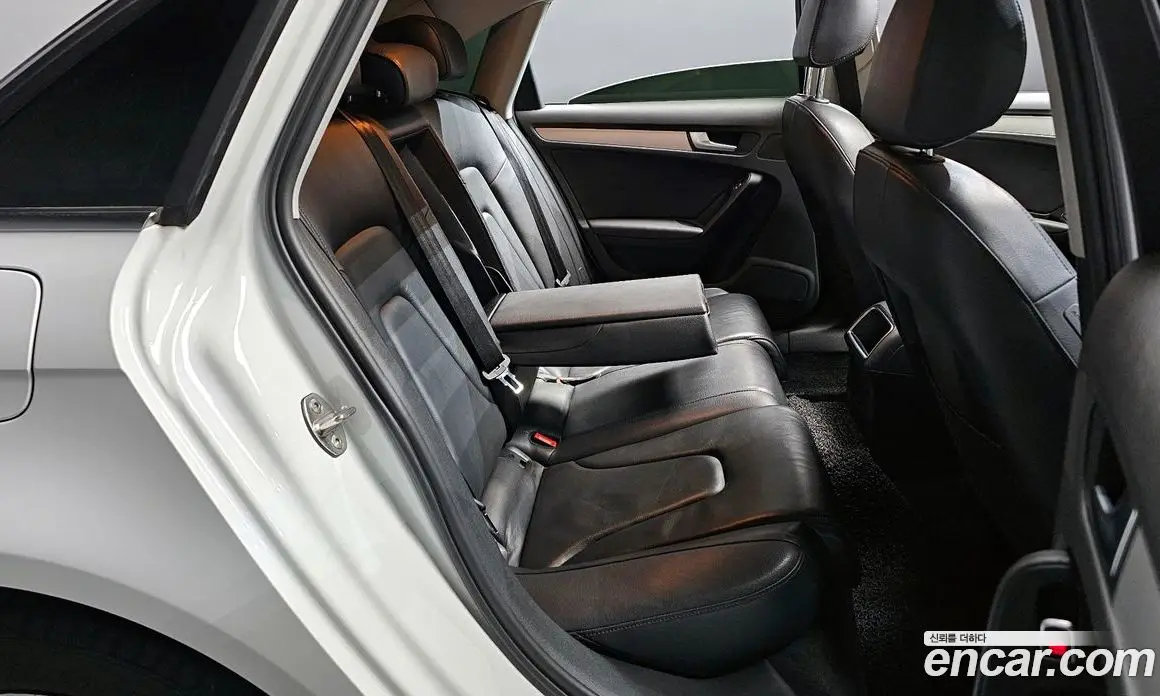 Audi A4 2015 2.0 автомат (гидро), фото 12