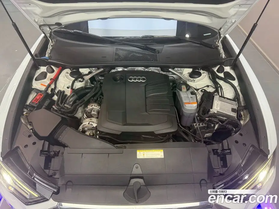 Audi A6 2020 2.0 автомат (гидро), фото 6