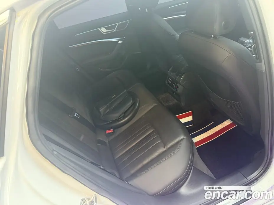 Audi A6 2020 2.0 автомат (гидро), фото 10